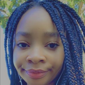 Meet your Posher, Denise